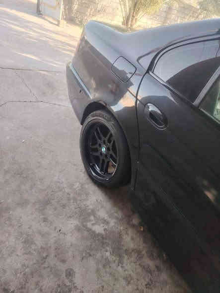 سلام عليكم سياره bmw للبيع موديل 1997صقر مصبوغه عام للجماليه مكاني بغداد الطيفيه سعر  85 رقم حجم 528 
الهاتف
***********
 ***********
