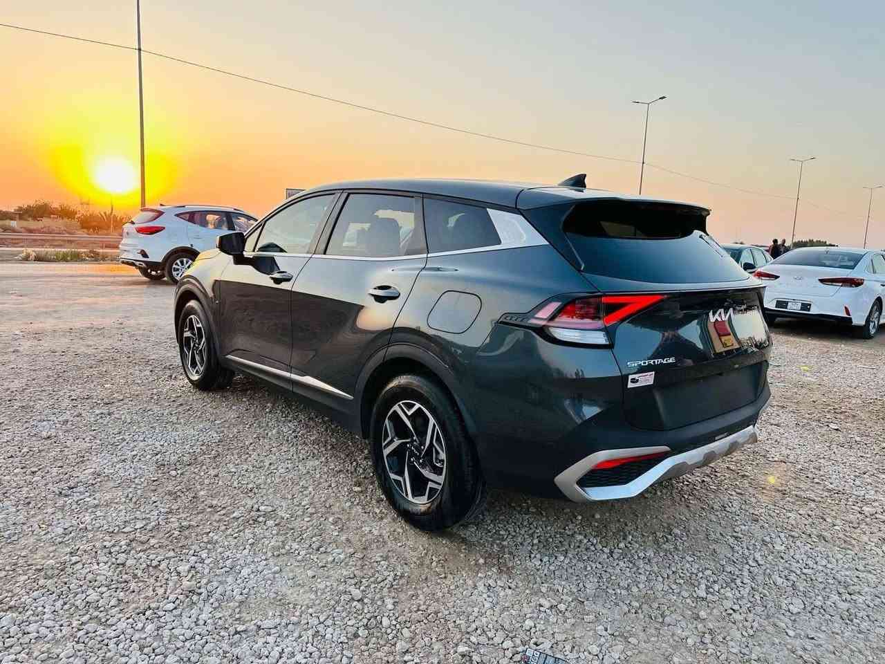 سبورتج ٢٠٢٣ حره بدون رقم ضرر واضح كدامك كلش بسيد بدون تبديل اي قطعه جاهزه وجديده بدون نقص
لارج الطويله
السعر ١٨٠
اي استفسار اتصل *********** ديوانية, القادسية
