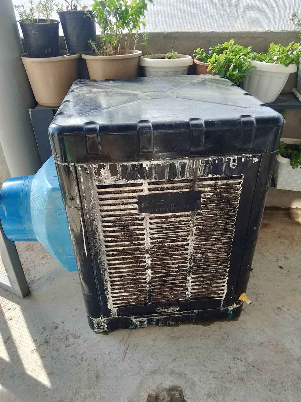 ئەم مووبەریدە  1.5 بۆ فرۆشتن بەس دوگمەی ئیشکردنەکەی تێک چووە ئیش ئەکات مەزبوتە بەشەرت نرخ   40 هەزارو معامەلە  
لە سلێمانی  ***********
