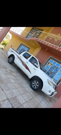 اسلام عليكم هايلوكس ٢٠١٢ كويتي اوتوماتيك  جاهزه رقم انبار مشروع وطني ت...
