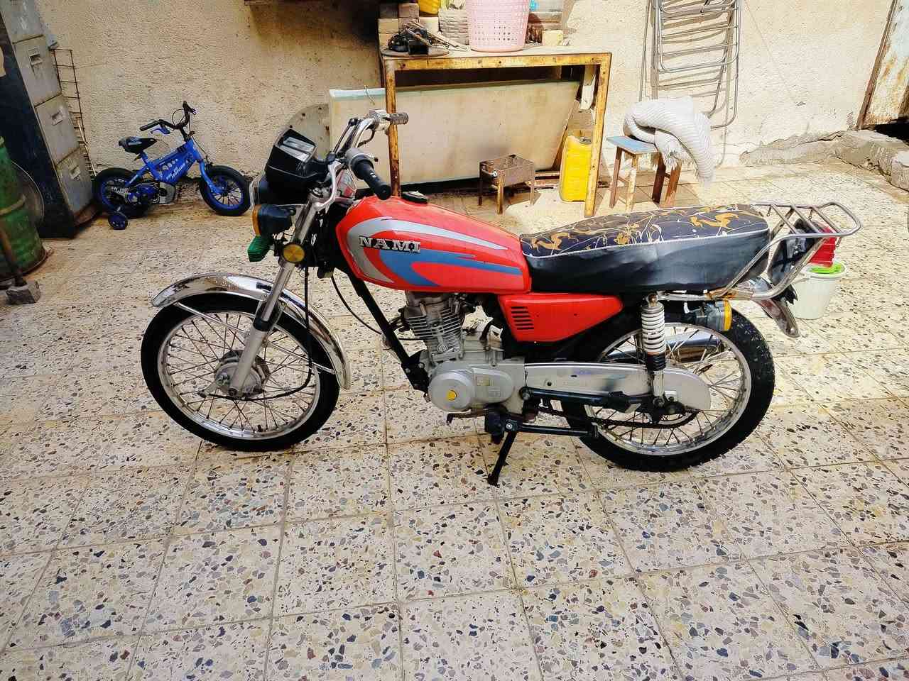 درجة البيع بلاد ادوات درجة جاهزة ربع دينار ماذب عليها مامفتوحه
سعرها 550 وبيها مجال قليل موقعي  كرمت علي قرب جامعة البصره رقمي *********** بيه بس وتساب
