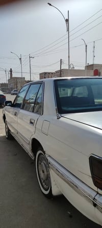 سيدان ١٩٩٠ • مكينة وكير زينه • رقم بغداد