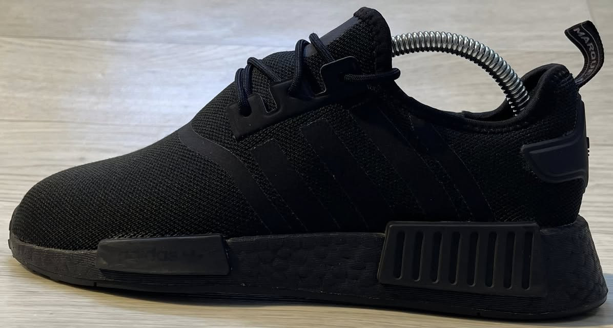 🖤🖤🖤🖤🖤اديداس بوست🖤🖤🖤🖤🖤🖤باله وكاله مملبوس
قياس 41 ونص         26CM

يوجد توصيل 🚕🚕🚕🚕🚕🚕🚕🚕🚕🚕🚕🚕🚕🚕

https://www.facebook.com/slmon.slmon2022?mibextid=LQQJ4d


**إذا كنت صاحب هذا الإعلان وتريد حذفه لأي سبب، رجاءا أرسل رسالة إلى الدعم الفني**