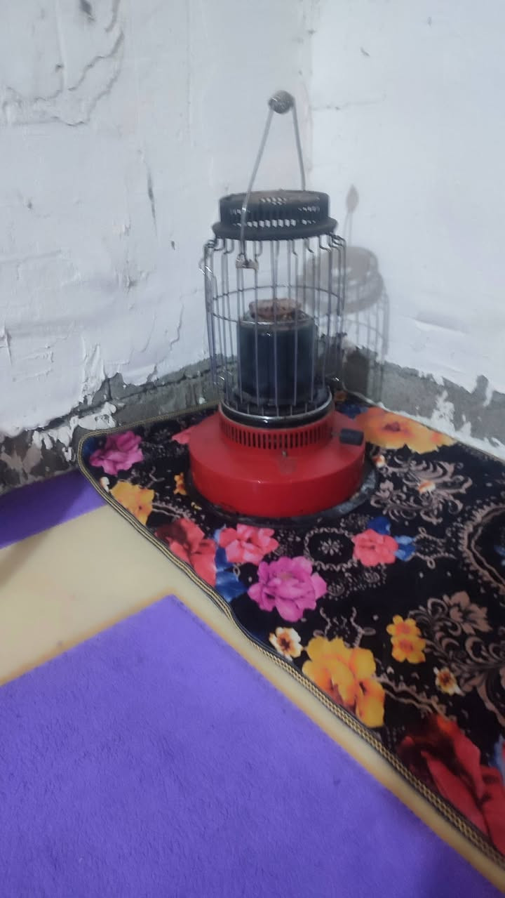 عندي صوبه للبيع شرط اي عيب مابيه شغاله  ***********
