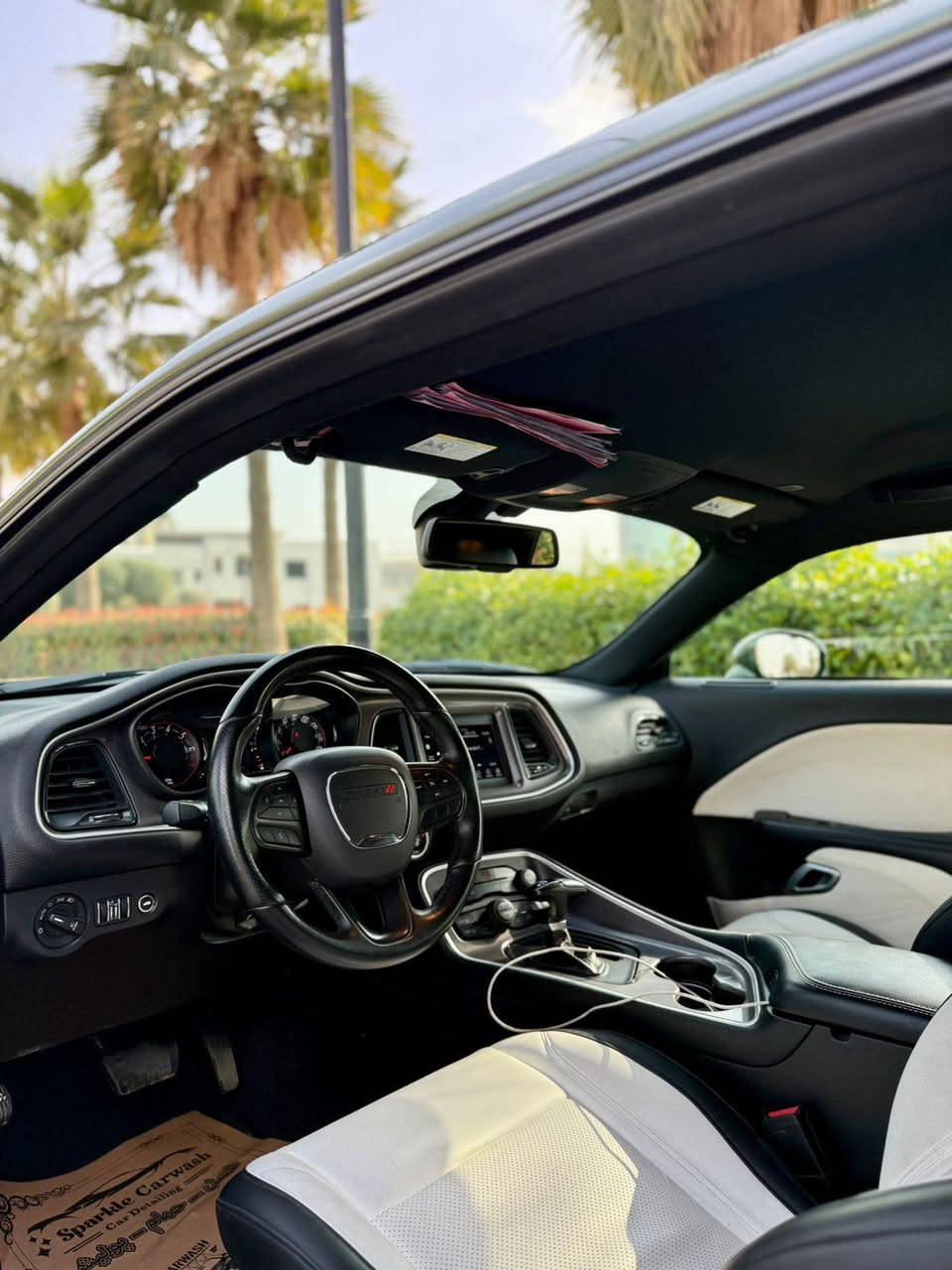 جالنجر  2022 مرقم اربيل
حلوة مواصفات 6 سلندر لون مميزة 
جاملغ بونيد بدون ارباك 
ماشيه ٦٠ ميل محرك ٦ سلندر 
محرك كير واير بشرط مامفتوح 
سيارة حيل نظيفة كلشي عل بلاد جديد 
سنوية هزة كلشي جديد مدفوع لـ
باسمي السنوية بشرط تحويل وغرامـة

رقم صاحب سيارة ***********
