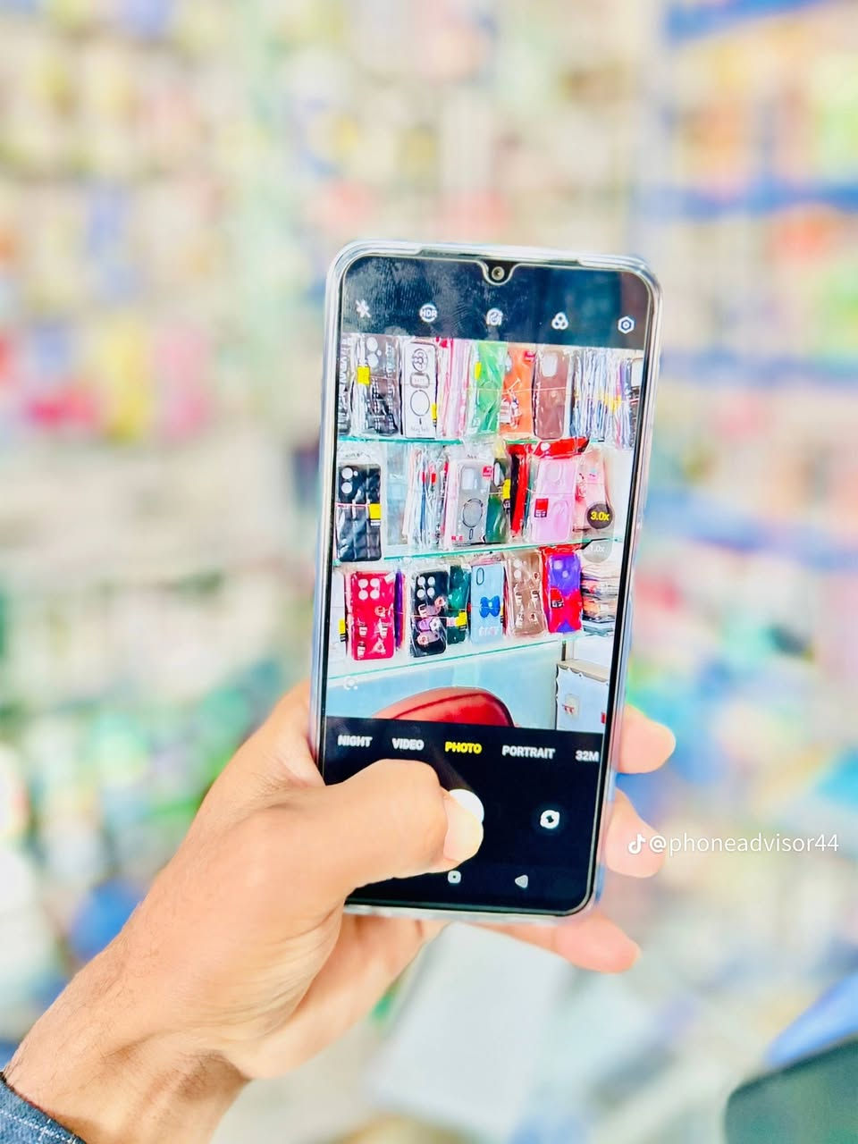 ريلمي  نوت 60  ذاكره 128
عشوائيه  6+12
نضافه %100
***********
