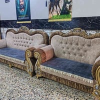 تخم ابو التاج معه طبلات معه ميز بلازمه تخم نضيف كلش وقليل ستخدامه سعره...
