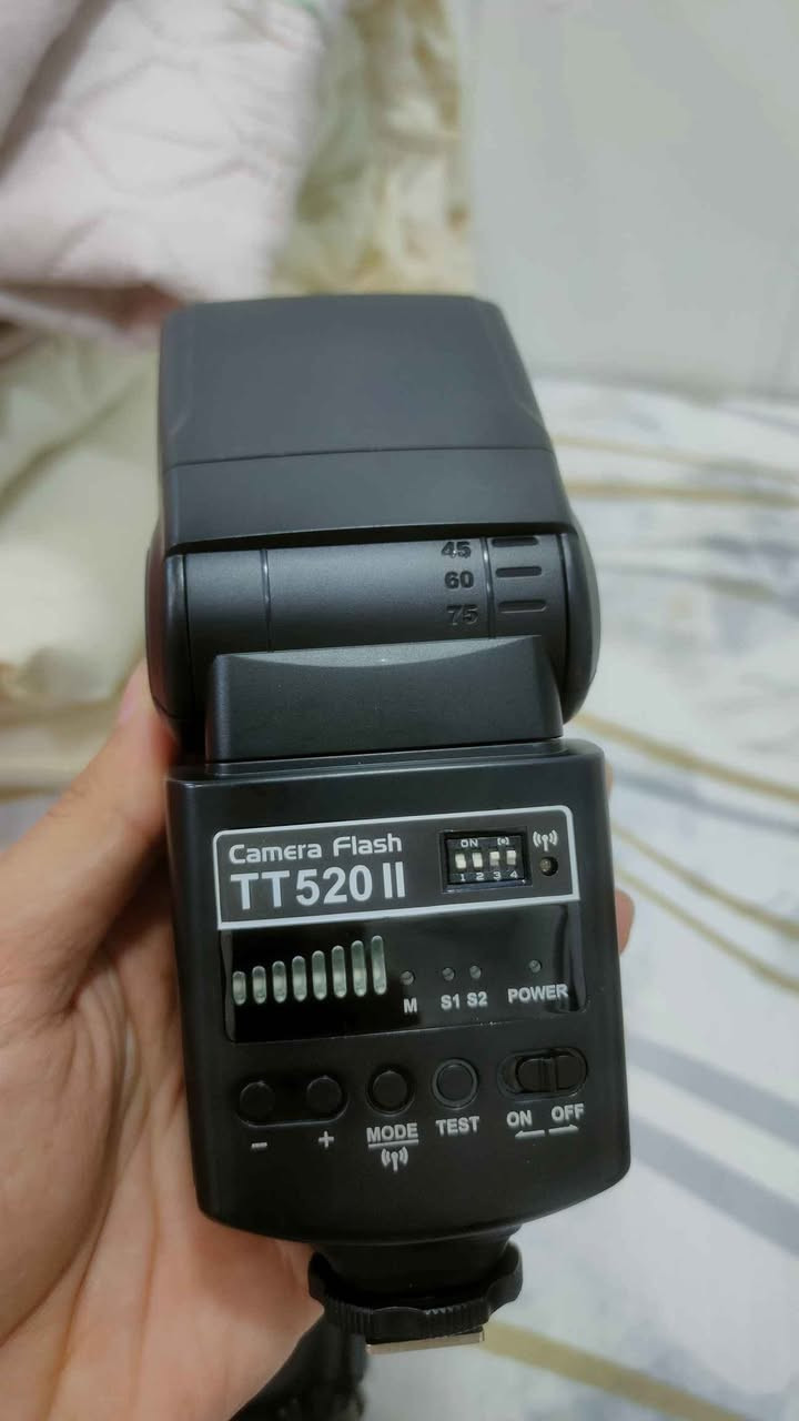 Nikon d7100
للبيع استخدام شخصي نظيفة جداً غراض كامله وياها ستاند ماركه مثبت تصوير موبايل جنطه ماركه قبغات للعداسات كامله عدسه 50m وياها فلاش تصوير واكرر نظيفه جداً استخدام شخصي السعر مليون وبيها مجال كركوك, العراق


**إذا كنت صاحب هذا الإعلان وتريد حذفه لأي سبب، رجاءا أرسل رسالة إلى الدعم الفني**