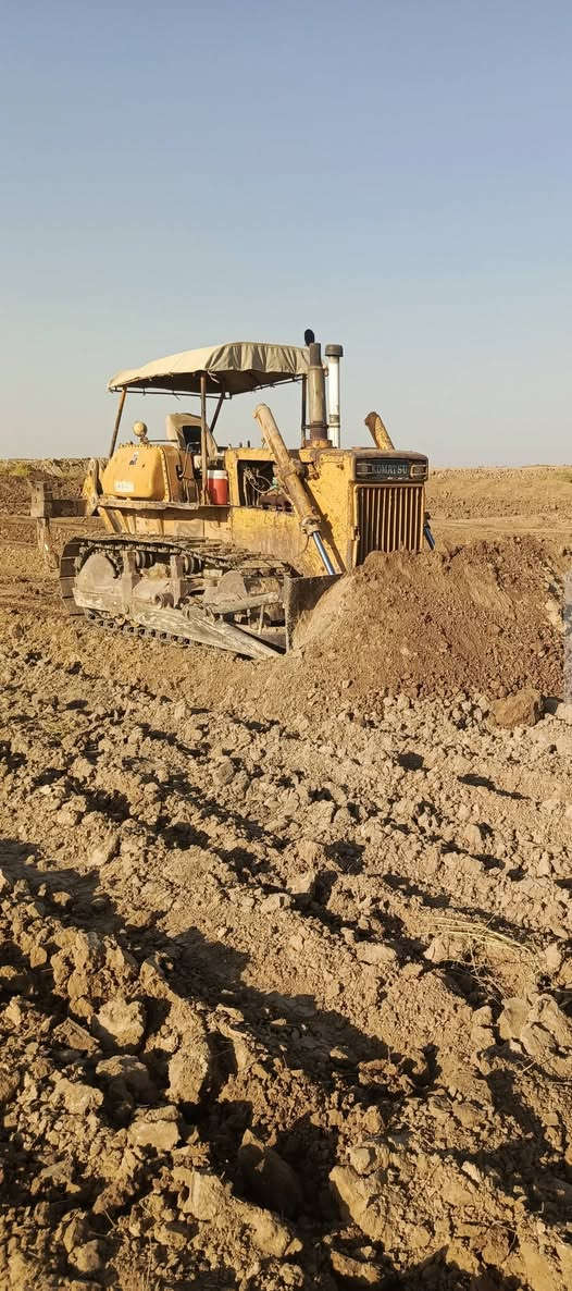 بلدوزر كوماتسو للبيع مكفوله كفاله عامه رقم بغداد مكان بابل سعر 25 اتصال‏‪***********‬‏
