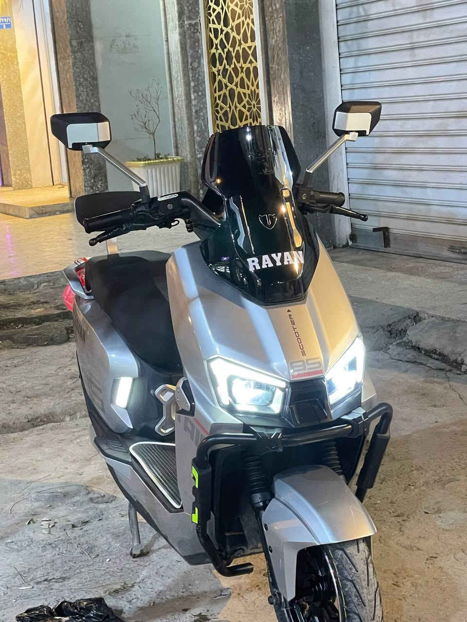 السلام علیکم
ماطور الصاعقة للبيع

المواصفات عاليه

نظام ABS

بريكات امامي خلفي دسكاد

الملف 2000 نحاس حقيقي

مستخدم 12 يوم شرط الفحص ونظامه عاليه

السرعة 80 حسب الشحن

دبل اشاره

مثبت سرعه

نظام البك

وصل الشراء وكل الملحقات

TAILG

السعر 1300.000 وبي مجال للطيبين

استفسار على الرقم او على الخاص ***********

العنوان الأيمن
