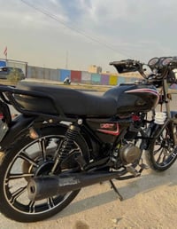 درجه شاينك مرقم بغداد سنويه سعره  مليون600  بيه مجال الرقم. 0777804059...