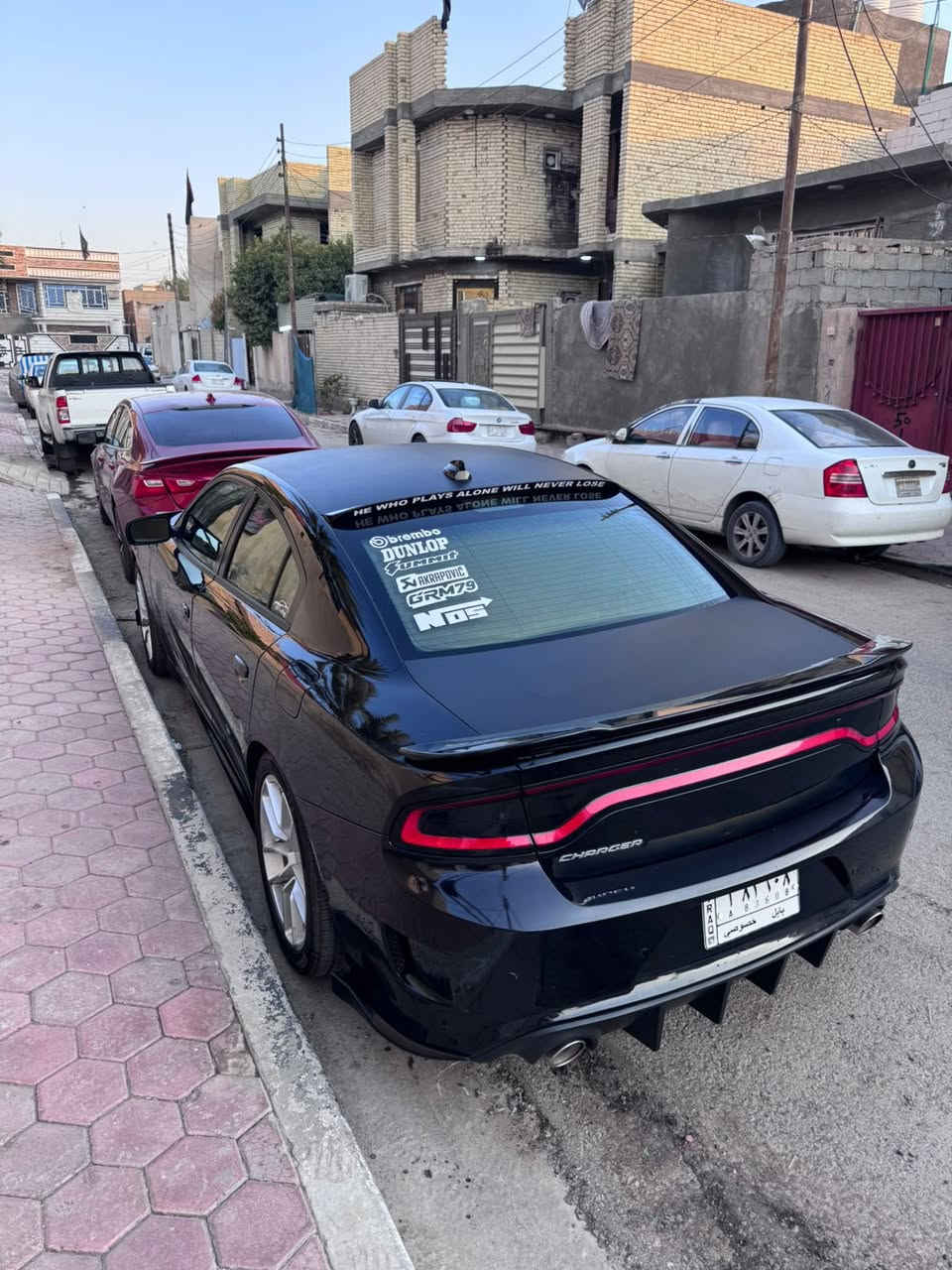 اقره كل التفاصيل و اتصل وبيك خير وتدلل 
جارجر 2016 محرك 3600 رقم بابل باسمي ماشيه 120 ميل بيه قطعتين صبغ بنيد وجاملغ جهة الصدر صور الحادث موجوده بلمنشور عليه هواي اضافات محدثه كت كامل srt بنيد ودعاميات دواخل كامله كاربون فايبر ودركه كاربون الياف حقيقي عليه كت كامل لحية وزعانف ودفيوزر وشفقه عليه ويل مقاس 20 اصلي وبعد هواي اضافات مذاكرهن مكان السياره كربلاء
السعر 175  
*********** واتساب
