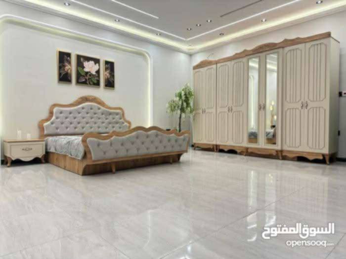 ✨ غرفة تركي كانتري الاصلي 10 قطع✨
ضهر بلوك سرير مخزن
✨ نظافة 95 /💯

🚚 شد ونقل مجاني داخل بغداد
📦 توصيل للمحافظات بكروه حجز على وتساب*********** تابعو صفحه 💥
