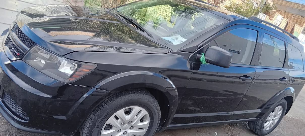 جورني موديل ١٨ رقم بصره محرك ٢٤٠٠  بيه باب فقط السعر خاص ***********
