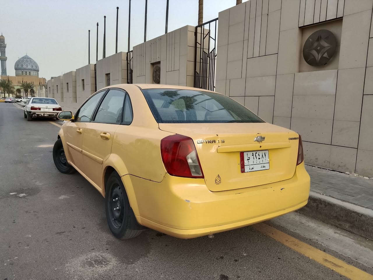 سلام عليكم اوبتره للبيع موديل 2012 سياره جديده مكينه كير خير من الله صدر امامي خلفي  تخم تاير جديد سياره جاهزة من كلشي كهربائيات كله شغاله تبريد ثلج سياره بسمي سنويه جديده رقم جديد باقي عل ستلام سياره جديده بيه صبغ بنيد وخشم الجاملغ الامامي بدون دواخل الباقي مكفول مكان بغداد زعفرانيه رقم الهاتف ***********
