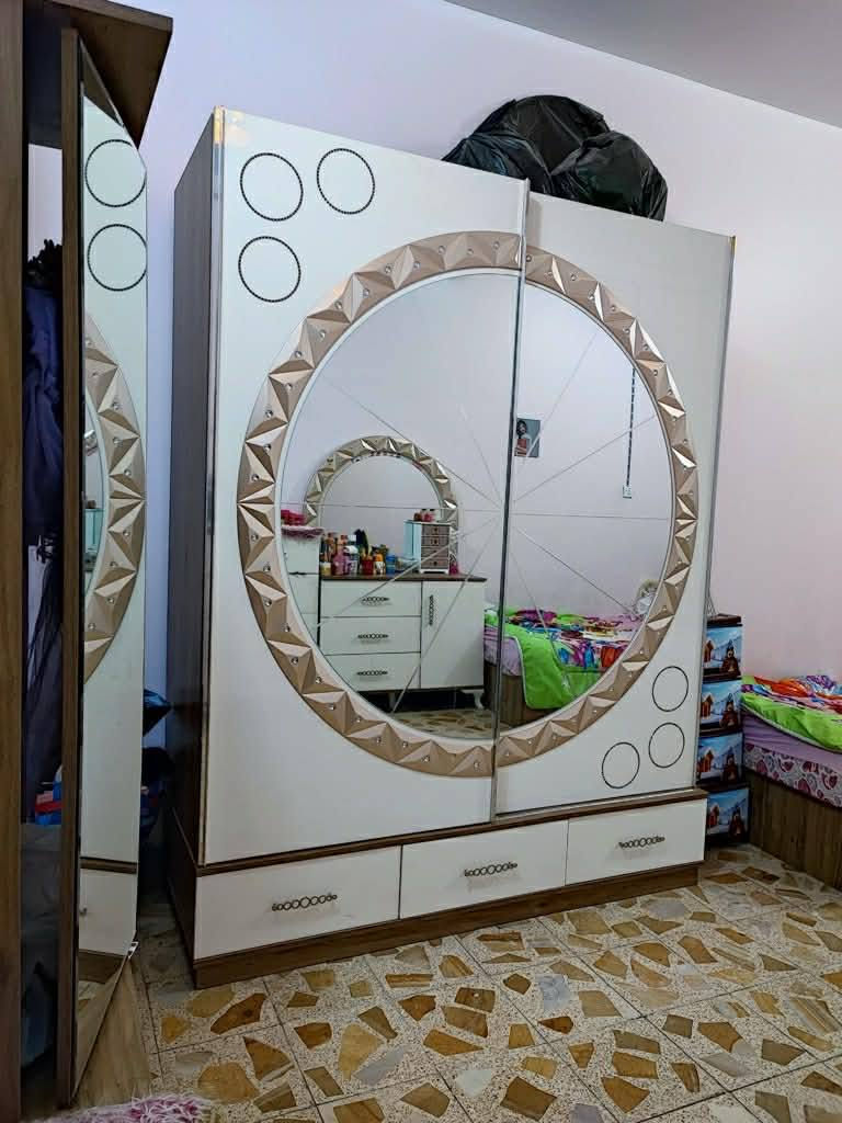 سلام عليكم غرفه إيطالي للبيع اخت الجديده نضيفه جدآ سعرها ٧٥٠ وبيها مجال للشراي مكاني نجف نصر بانزين خانه اي استفسار راسلني


**إذا كنت صاحب هذا الإعلان وتريد حذفه لأي سبب، رجاءا أرسل رسالة إلى الدعم الفني**