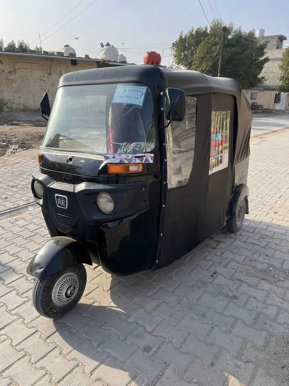 تكتك ابو العبد اسود 16محدثه 20 محرك وبدي تكتك نظيفه كشر نضيف تكتك حلوه خير من الله السعر 4/500بها مجال حك الجيه وتدلل ***********
