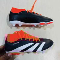 تحفه شرط ادداس اخر اصدار  اصلي اورجنل وكاله  اورجنل شرط غير مستخدم  قي...