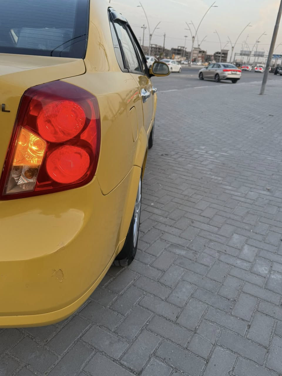 سلام عليكم اوبترا مديل 2010 مكفوله من الكص والنقل جثه والضربه صبغ جماليه طخم تاير حداديه جديده كير ومحرك جدد كهربائيات كله جاهزه دواخله جديده سياره جاهزه ومال جناي سعر 58 مكاني بصره / *********** /***********
