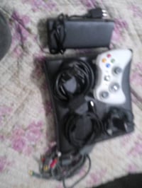XBOX 360للبيع سعر 100