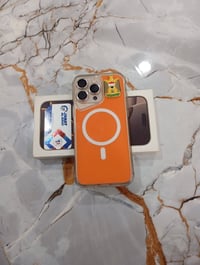 لبيع ايفون 16 برو ماكس نظافه 100% ذاكره 256 دبل سيم كارد07771422901