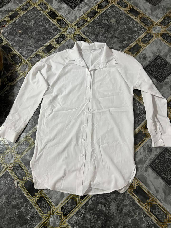 غراض أمزون للبيع بسعر مناسب الشراي يجي خاص او يتصل على هذا الرقم وبيه واتساب ***********
