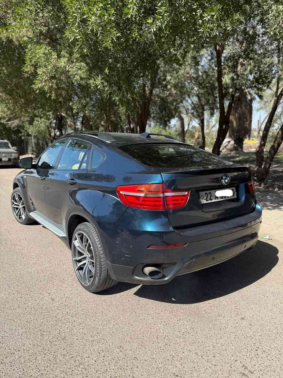 السلام عليكم
للبيع او مراوس 
- - - - - - - - - - - - - - 
النوع :- بي ام - X6
الموديل :- 2012 
الحجم :- 3.5 - 6 سلندر 
الوارد :- خليجي 
الرقم :- شمالي - الدولي 
المسافه المقطوعه :- 149 الف 
- - - - - - - - - - - - - - 
     الـمـواصـفـات فول 1/1
- سلايت 
-مقاعد كهرباء مع ذاكره خزن
- شاشه 
- كاميرات عدد 5
- اوتو هولد 
- حساسات امامي خلفي 
- لايت زنون 
- هاند بريك بصمه 
- صندوق كهرباء 
- بصمه تشغيل + ابواب 
- زراك لايت 
- مري شفط
- تبريد شغال تدفئه قطعتين 
- شفتات ستيرن 
- دمام صوت 
- دفع رباعي 
- لايت دايمنك 
- تحديد مسار 
- دبل اكزوز 
-مقاعد  تدفئه تبريد
- ماوس شاشه 
- نضام سبورت 
- تحكمات ستيرن 
- داخل بيجي 
-مقاعد جلد 
- مرايه داخليه جانبيه عاكسه 
- اناره داخليه LED
- شاشه وسطيه 

      باقي المواصفات معروفه 
- - - - - - - - - - - - - - - - - - 
المكان :- بغداد 
السعر :- 150$ وبيها مجال 
ملاحظه// السياره كاز 
- - - - - - - - 
للاستفسار او اتصال 
***********
