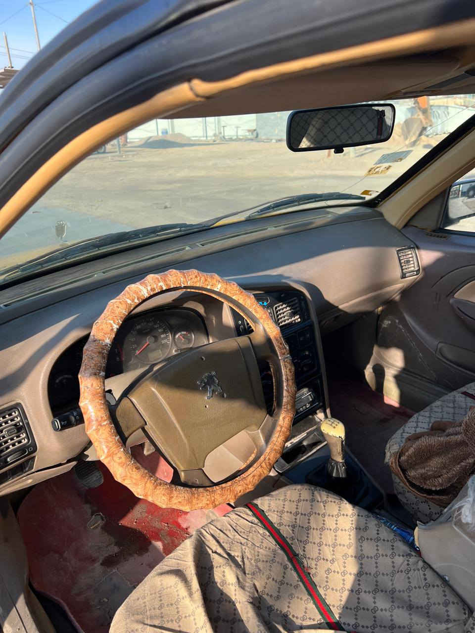 السلام عليكم سياره بيجو 405 مديل 2016 كير ومكينه خير من الله تخم تاير حداده مكان السياره البصره السعر 30 وبيه مجال بيع او مراوس ***********
