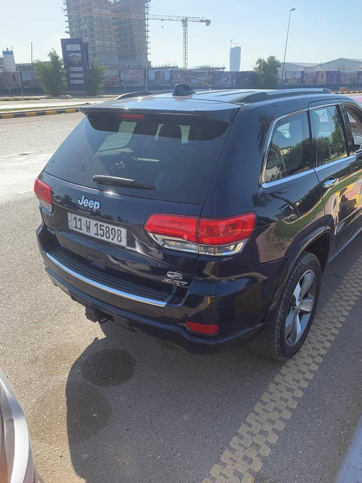 جيب شيروكي 2014 اوفر لاند أعلى مواصفات 
محرك 3600
جكات تصعد وتنزل السيارة 
تدفئة تبريد كشنات 
اشاير ترحيب كشنات جلد داخل بيجي
كشنات كهرباء نظام ايكو 
دفع رباعي شاشة كبيرة محدثة SRT
شفتات سرعه
بانوراما طكتين
حادثها جاملغ وبنيد 
صدرها جديد موبار اصلي
جكات امامي وخلفي جديد 
واهواي مواصفات بيها لاستفسار أتصل
*********** بغداد, العراق
