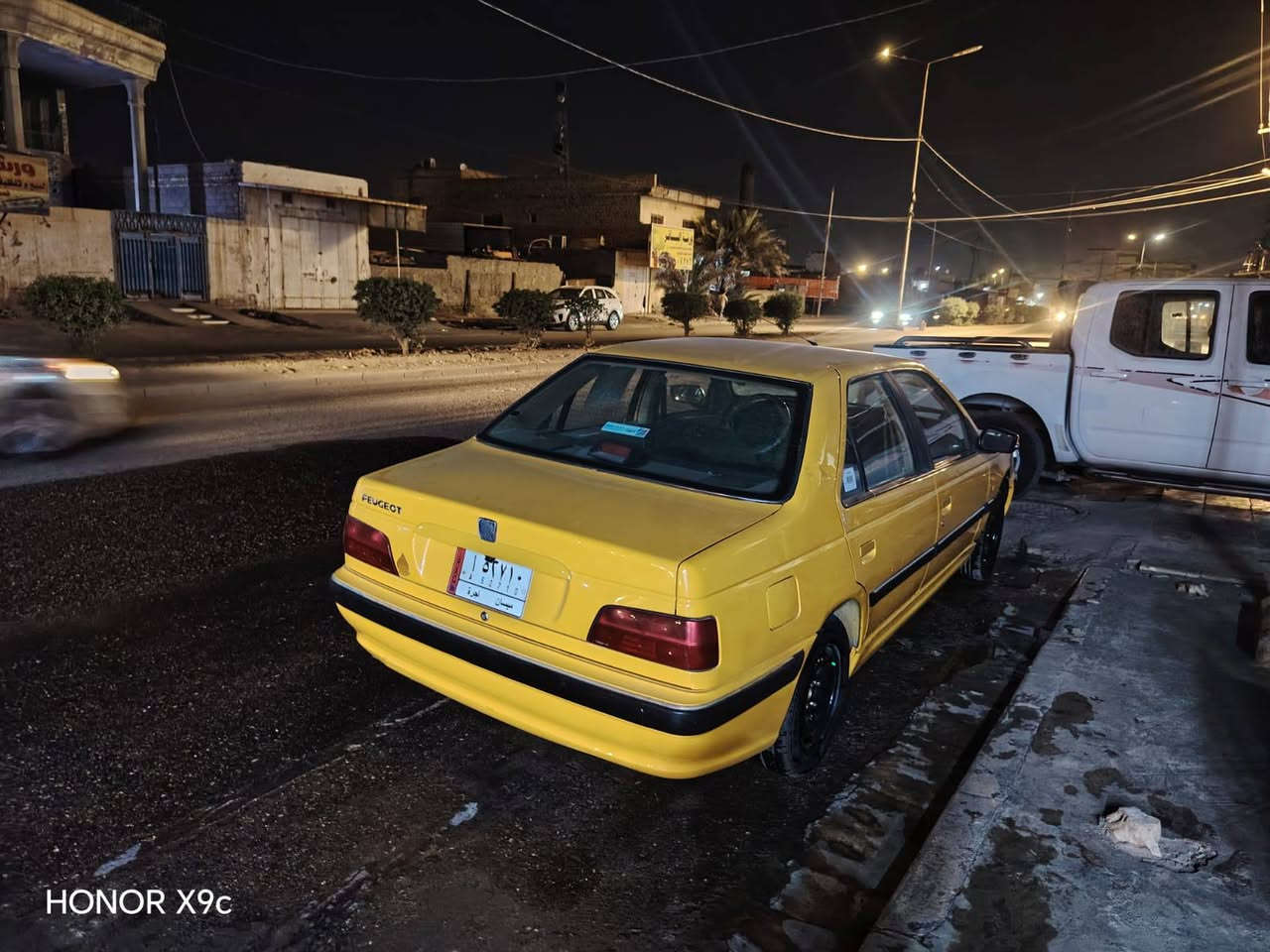 السلام عليكم بيجو بارص موديل 21 سياره كفاله ما عدا شخط مثل ما موضح بالصوره السعر 65 للاستفسار ***********
