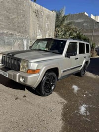 جيب كومندر 2007   محرك v8 4.7  حادث جاملغ مصبوغ جهة السايق + مبخوخه كل...