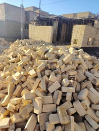 سلام عليكم طابوق الصلاح شرط العدد والنظافة ٤٢٥٠ وقالب واحد الاستفسار ت...