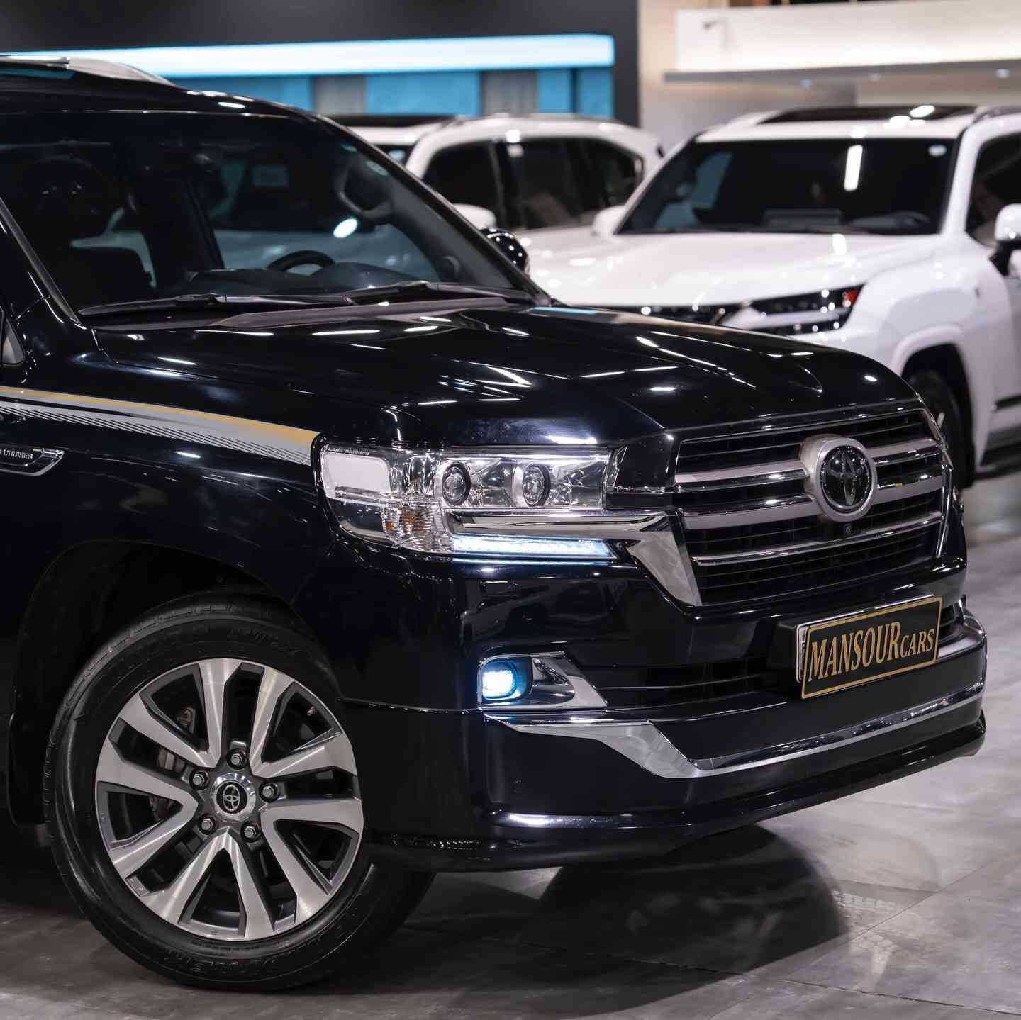 ‏Mansur cars 
عربي / كردى 
.   
النوع :TOYOTA 
الموديل :   VXS
سنة  الصنع :  2019
المحرك : V8 5.7
ناقل الحركة :  AUTOMATIC  
نوع الوقود :  بنزين 
الحالة :   خليجي 
عدد الأميال  : 100,000 km  
‏#MANSUR_CARS_ERBIL_F1    
:::::::::::::::::::::::::::::::::::: 
درووستکراوی :- TOYOTA 
مۆدێل :  VXS 
ساڵ : 2019
بزوێنەر :V8 5.7 
بگۆری بزوێنه‌ر :  AUTOMATIC 
سوتەمەنی :  بنزين 
دۆخ :خليجي 
ماوەی رۆشتوو :        100,000 km  
‏ ‏#MANSUR_CARS_ERBIL_F1 
:::::::::::::::::::::::::::::::::::: 
‏‎‏‎🗺️ العنوان: ERBIL- 40m STREET 
‏ / MANSUR CARS
‏‎‏‎📱 للاستفسار يسعدنا تواصلكم معنا على الأرقام التالية
‏‎‏‎📱بۆ زانیاریی زیاتر خۆشحال دەبین بە پەیوەندیتان بە ژمارەکانی
 
***********
***********
