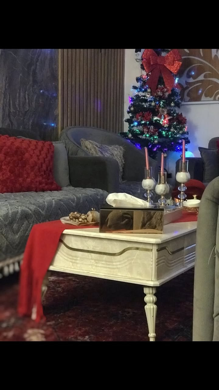 هاي الغراض مثل ماموضح امامكم كلها غراض نضيفه وجديده الله شاهد اي استفسار اتفضلو خاص وبعيوني واسعار مناسبه جداً اني اريد ابيعهن علمود اسوي مكان المحرم لا اكثر ولا اقل.


**إذا كنت صاحب هذا الإعلان وتريد حذفه لأي سبب، رجاءا أرسل رسالة إلى الدعم الفني**