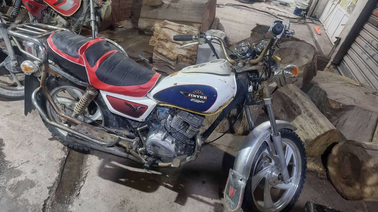 السلام عليكم جني دبل بلاك 2008 كهرباتها شغاله محرك فول سعر 375 وبيها مجال ***********
