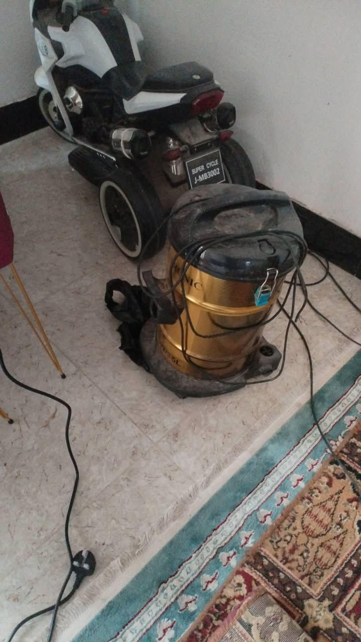 التخم 300
جهاز الجري 250
الفلتر 70
مكنسه 30
كنتور استخدام شهر 350(
عربانه لبلبي 200


**إذا كنت صاحب هذا الإعلان وتريد حذفه لأي سبب، رجاءا أرسل رسالة إلى الدعم الفني**