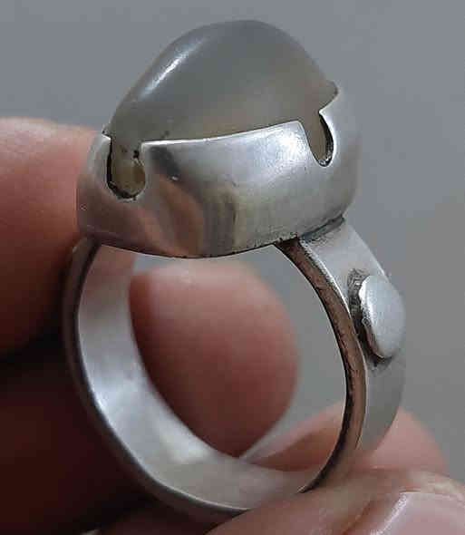 يماني ابيض قديييم جراخة السدارة البغداديه ثقب مخالف بغداد ***********
