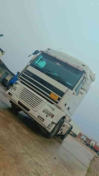 بسم الله الرحمن الرحيم 
النوع السياره . داف  تاك ويل دبل قماره راس تريله فقط لل بيع 
موديل  2001. حجم محرك . XF.95.430
مواصفات . تبريد . تايدر 5 طقات . كير عادي . سبلت مبريده . طخم كاسيحات اسبايدرات . طخم تاير .  داخل فورميك 
كير محرك اكسن شاصي قماره شرط مكفول كفاله عامه شرط 
سياره جاهزه لل شغل خير من الله 
رقم اربيل سنويه براد . تريد تحويل تريد وكاله 
السعر  125 معا مجال 
عنوان . معرض هوار . طريق دهوك موصل . جمبور عميريه 
***********
***********
