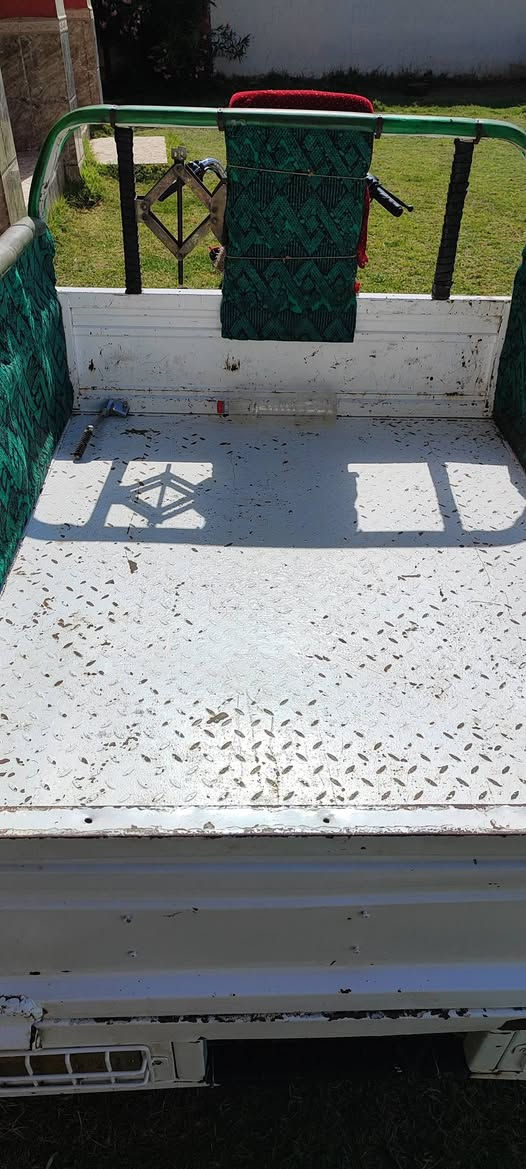 سلام عليكم
ستوتة للبيع موديل 2015
الستوته نضيفة كلش 
مكينتها بنهاية 2024 بعدها كارتون 
مكانها الشطرة 
كلشي بيها بلاد وشرط الشغل وكهربائياتها كلها شغالة 
وسعرها 1600
لأن تسوة سعرها الله شاهد 
رقم الهاتف 
***********
