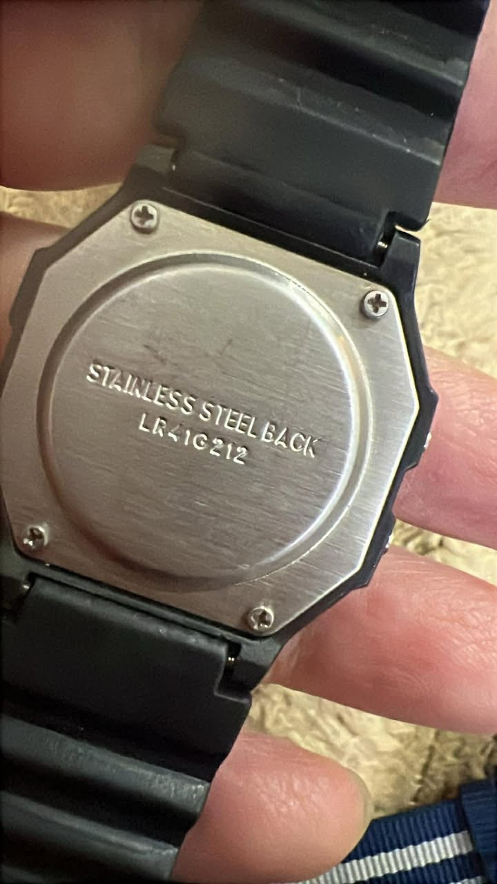 ساعات باله رجالي ونسائي نضيفات شغالات كلهم ماركات للبيع قيمهم وأخذهم


**إذا كنت صاحب هذا الإعلان وتريد حذفه لأي سبب، رجاءا أرسل رسالة إلى الدعم الفني**