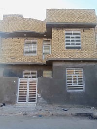 دار سكن جديد للبيع ١٠٠م ١٠×١٠ طابقين بيع سريع المنطقه كامله الخدمات با...