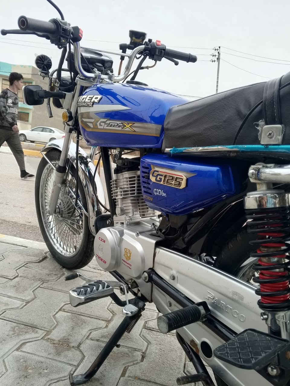 السلام عليكم تايكر 4كير موديل 24 مكفولة كفالة عامة عاوزهة  ترتيبات بصيطة الدراجة حلوة ونضيفه مثل ما واضح كدامكم السعر 550وبية مجال


**إذا كنت صاحب هذا الإعلان وتريد حذفه لأي سبب، رجاءا أرسل رسالة إلى الدعم الفني**