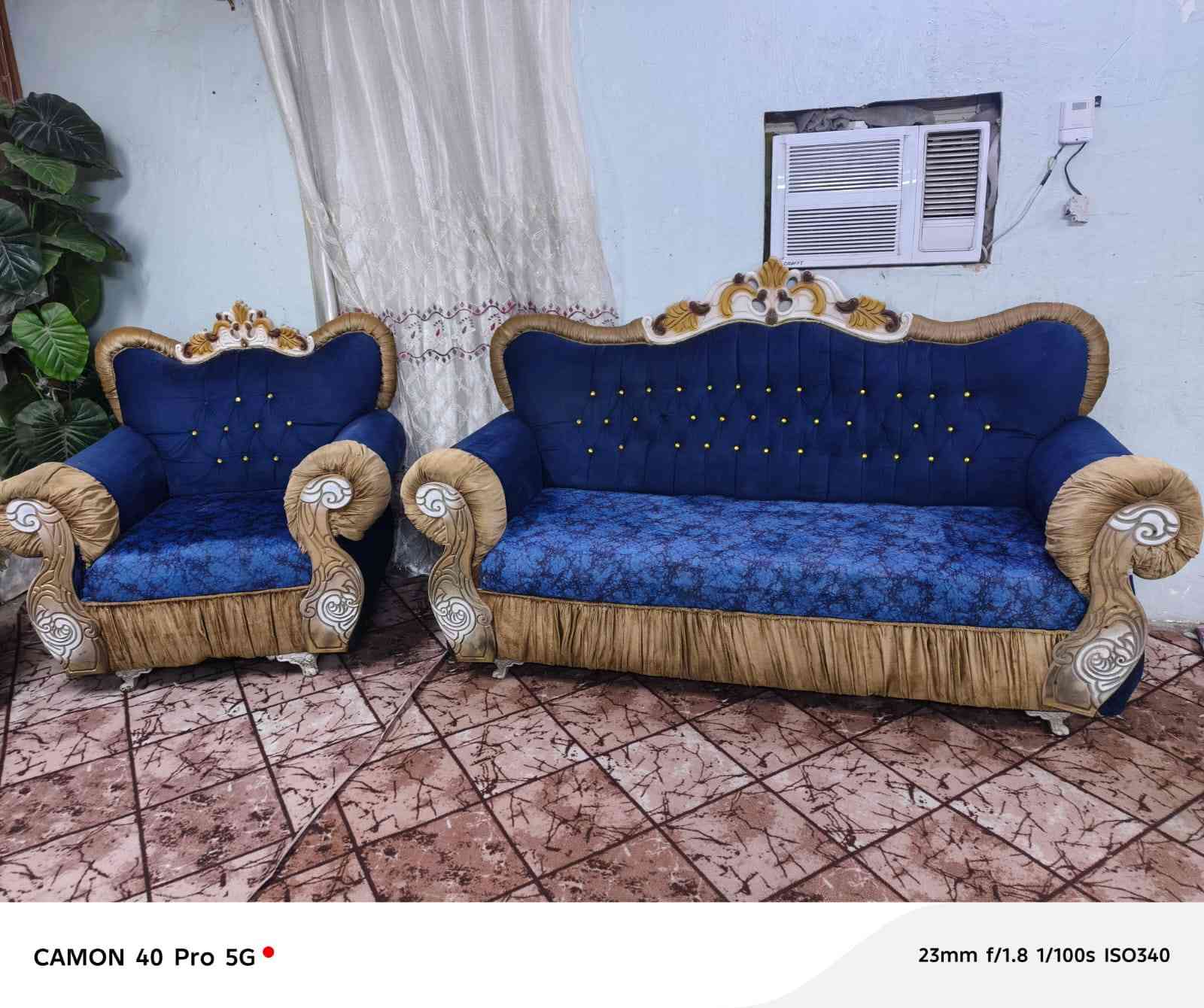 تخم ملكي 10 نفرات تسكام  السعر 275 وبي مجال نضيف جدا بدون ضرر المكان الكاظمية للاتصال *********** يوجد توصيل
