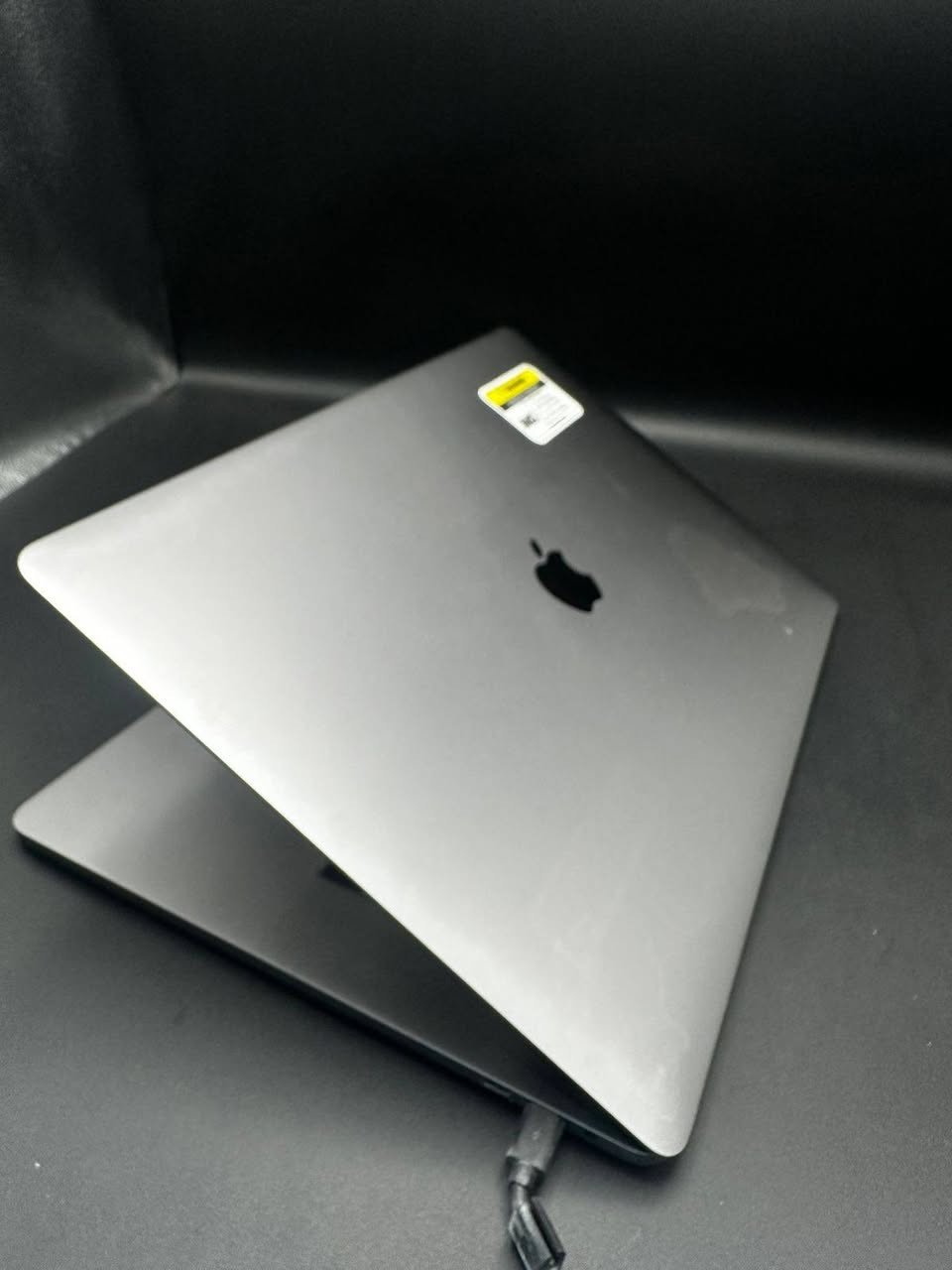 ماك بوك برو 2018 للبيع
+964 781 146 7335 للتواصل
