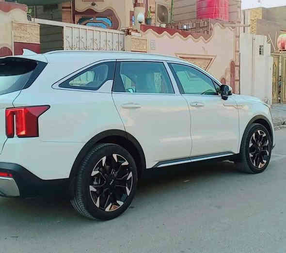 كيا سورنتو مديل 2024 للبيع  السيارة بحالة والكالة  
رقم أربيل ماشيه 10.000KM الف 
السيارة مكفوله كفالة عامه 
المواصفات 
1-قير ماوس
2-سايد بيريك بصمة 
3-شاشة حجم كبير 
4- ويل 20

🟥 السعر سوي تعليق يصل مباشرة 🗞️ 

تحويل ثاني يوم 

رقم صاحب السيارة 
***********
