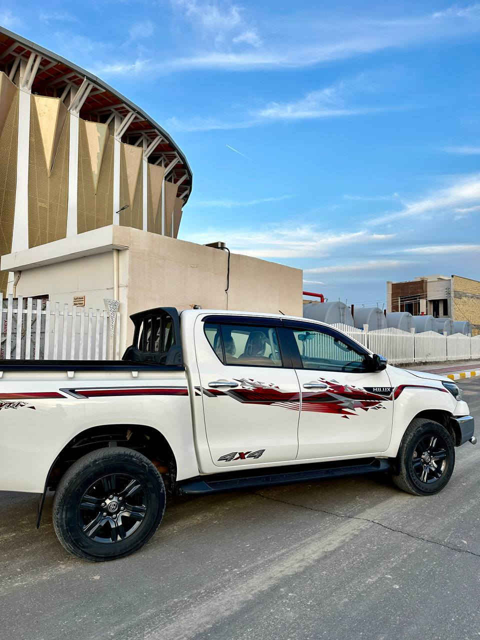 السلام عليكم
فورويل (2022)اوتماتيك بانزين ساز
ماشية( 89) رقم بصرة بأسمي كفالة من حادث فول موصفات 
بصمة ثلاجة كاميرا شاشة حساسات
 تبريد كشنات  مري قلاب 
مكان سيارة ناصرية 

***********
