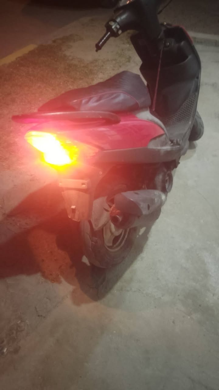 سلام عليكم دراجه ماكس لبيع مكينه 55 الكهربائيات شغاله السعر 400 وبيها مجال المكان.بغداد حي العامل .التواصل***********
