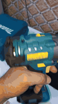 البيع جديد لوك سعره  140 ***********
