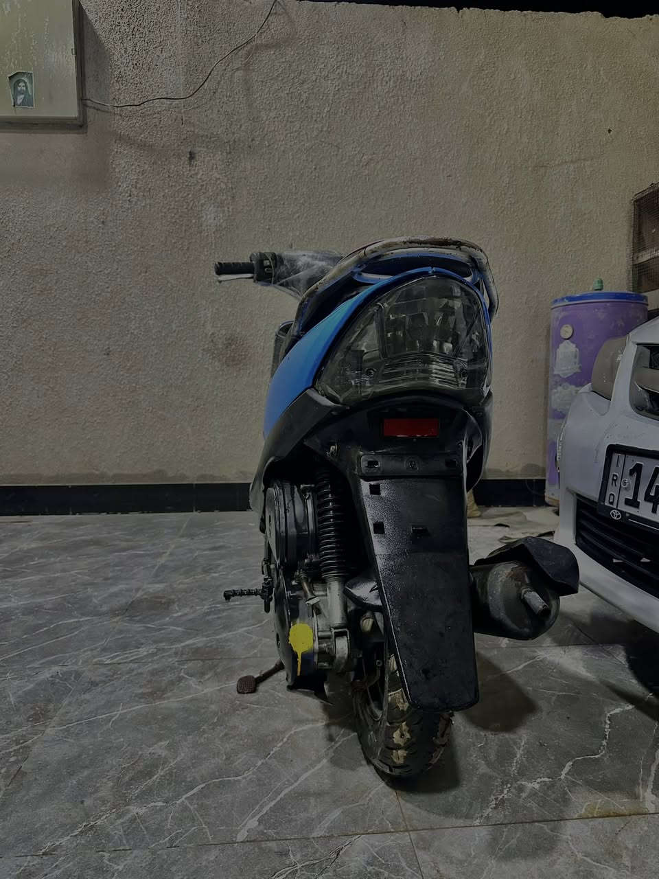السلام عليكم مرخصه الادمن المحترم للبيع دراجه ماكس قجمه دراجه جديده يشهد لله تشتغل سلف تايرات جديده كفرات نضيفه حيل كهربائيات كله تشتغل بوشته 49 بلاد 
علماً انه الدراجه (كايمه )
سعر الدراجه 400 وبيه مجال 
العنون ابي الخصيب 
رقم الهاتف ***********
