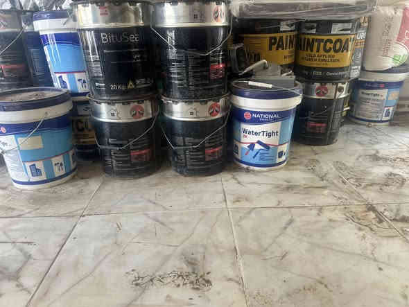 سلام عليكم ورحمه عندي هاي كميه ابيعهن شلع قيم واخذ كله جديد ونضيف عوازل اسقف درجه اولى للتواصل ***********
***********عنواني ديالى خان بني سعد
